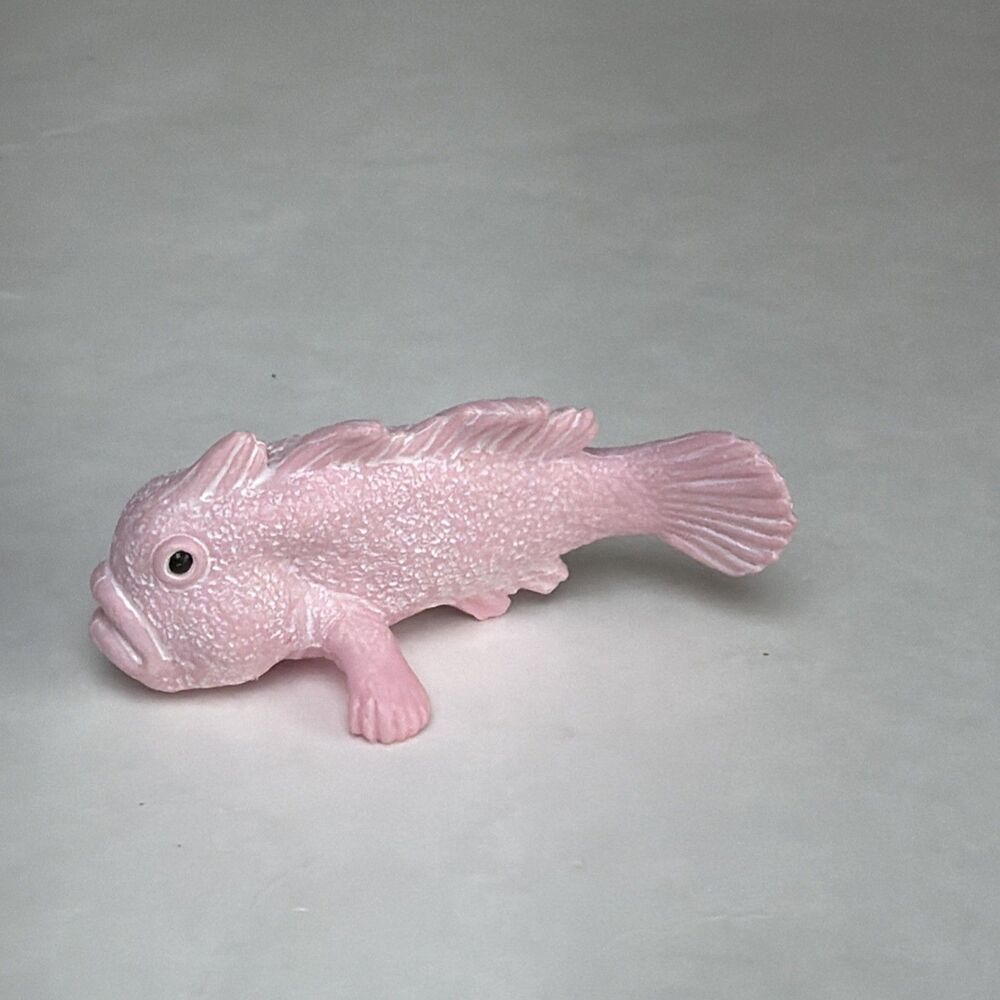 YOWIE Giant Frogfish Baby Animals Collection 2.25" Toy Pink Fish Animal Figure